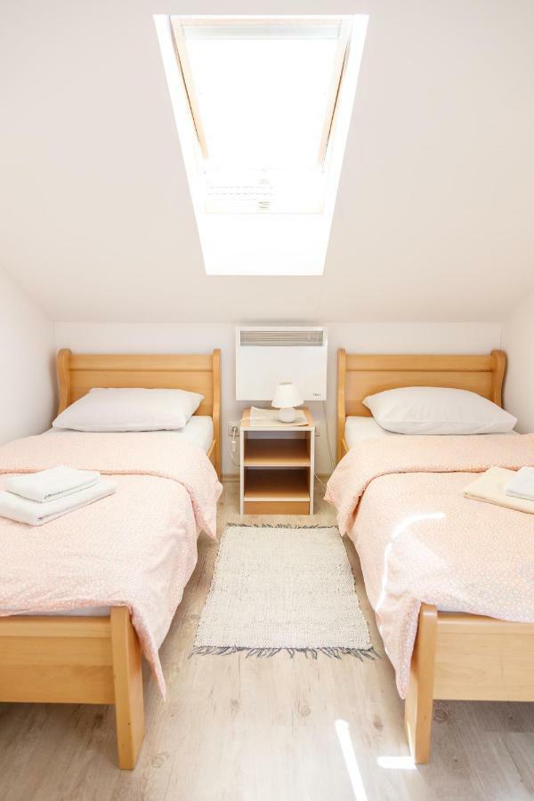 Apartmani Maraton Vukovar Extérieur photo
