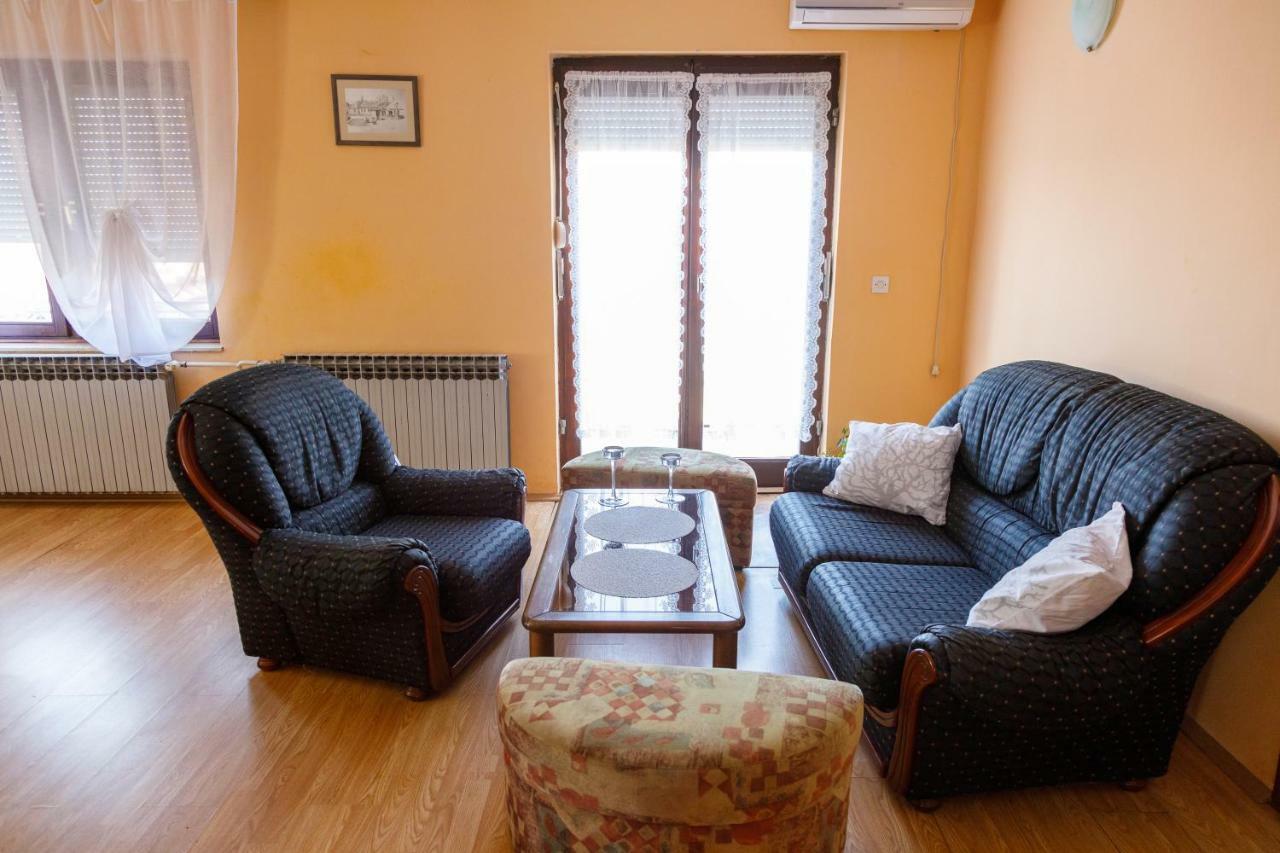 Apartmani Maraton Vukovar Extérieur photo