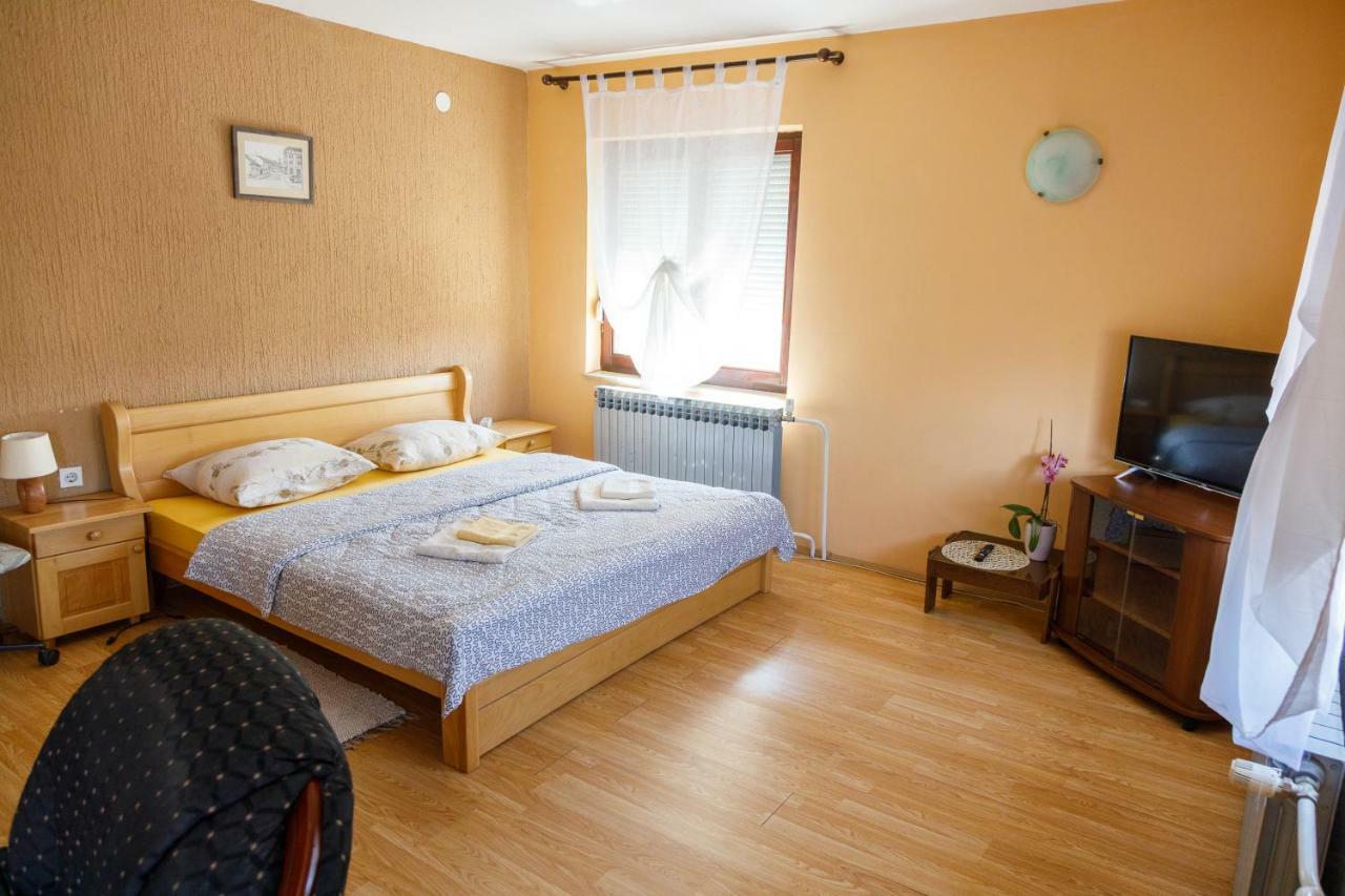 Apartmani Maraton Vukovar Extérieur photo